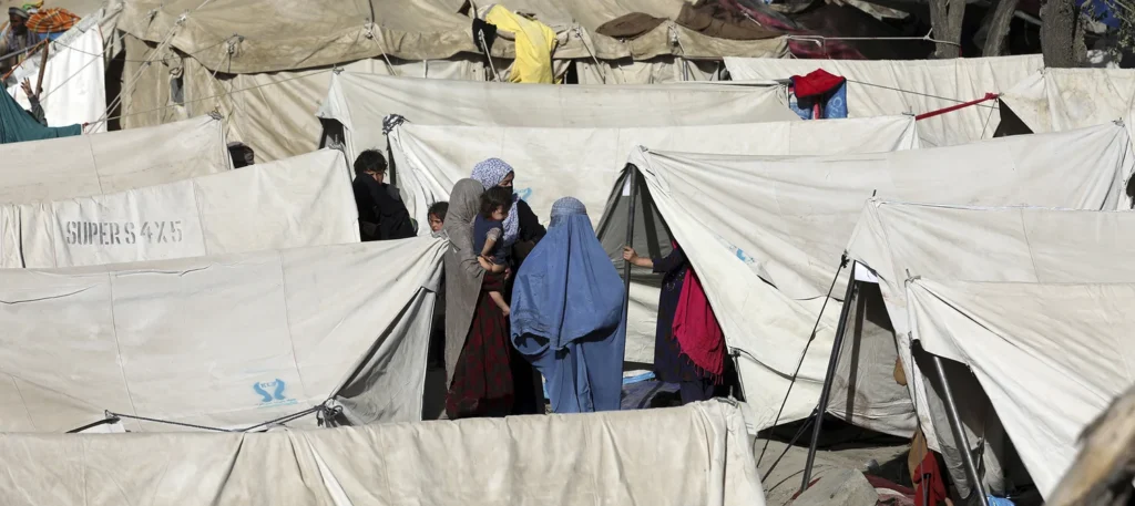 Tents Provided to 50 Repatriated Families in Baghlan